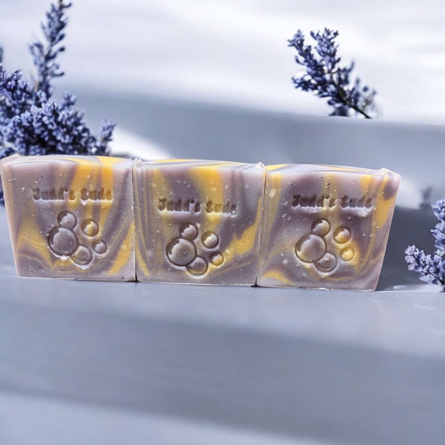 Luxury Lavender | Handmade Artesian Bath Soap | 4oz | Eucalyptus, Citrus, French Lavender, Lily of the Valley