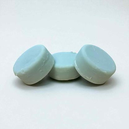 Pamper mature skin with this gentle facial bar. A nourishing, hydrating cleanser designed to support softness, balance, and a healthy, radiant glow.